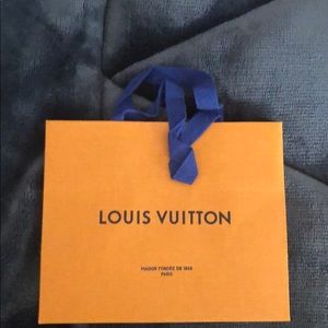 Louis Vuitton Shopping Bags